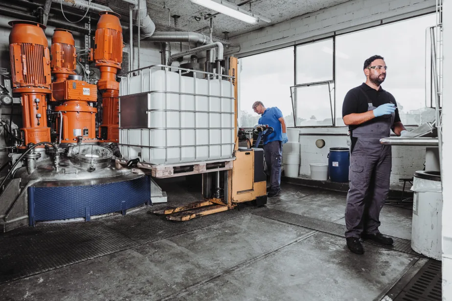 Arbeitsplatz Produktion 25_07