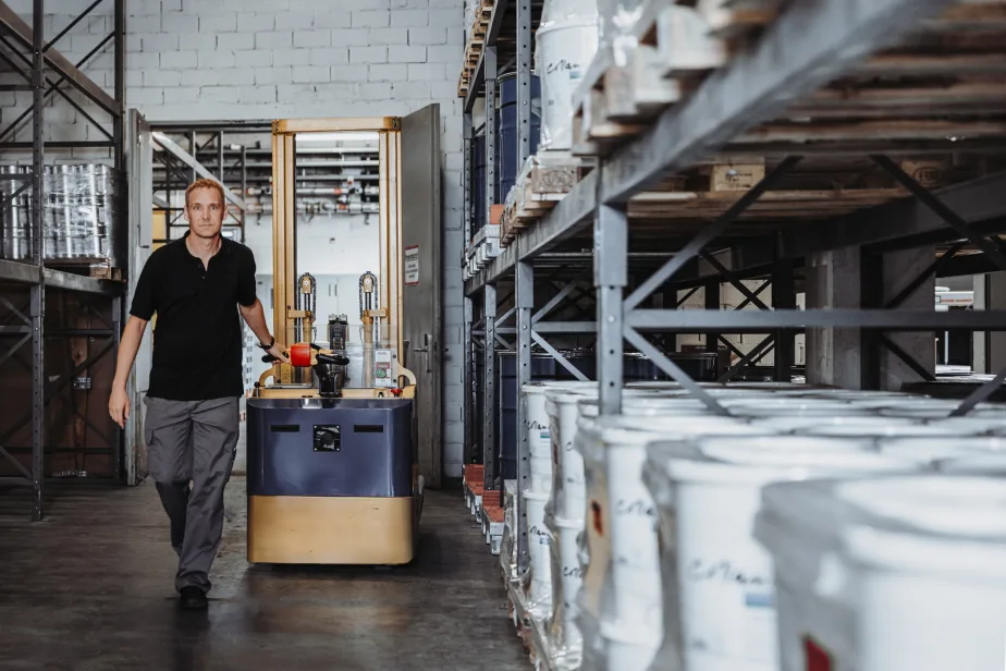 Arbeitsplatz Logistik 25_02